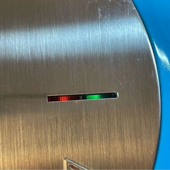 Cook’s Essentials Blue Bubble Waffle egg waffle Maker - Picture 3 of 9